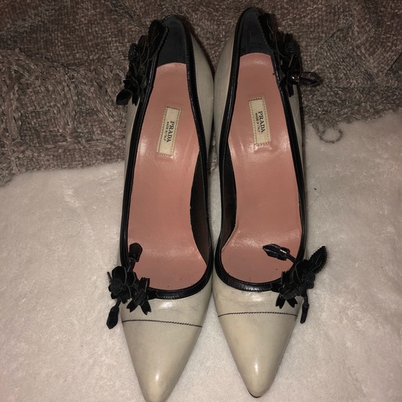 Prada Heels - Picture 2 of 8